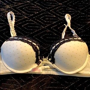 White Candie’s push-up bra